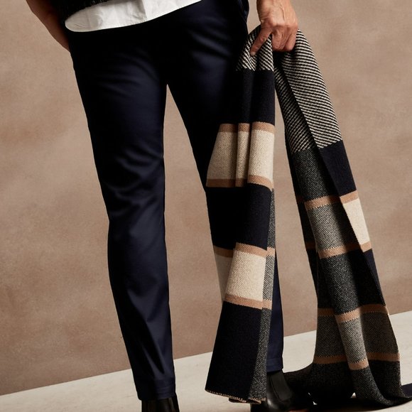 Banana Republic Core Temp Pant 35W x 32L - Picture 2 of 8